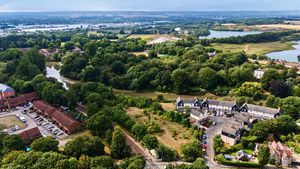 Photo 3- click for photo gallery